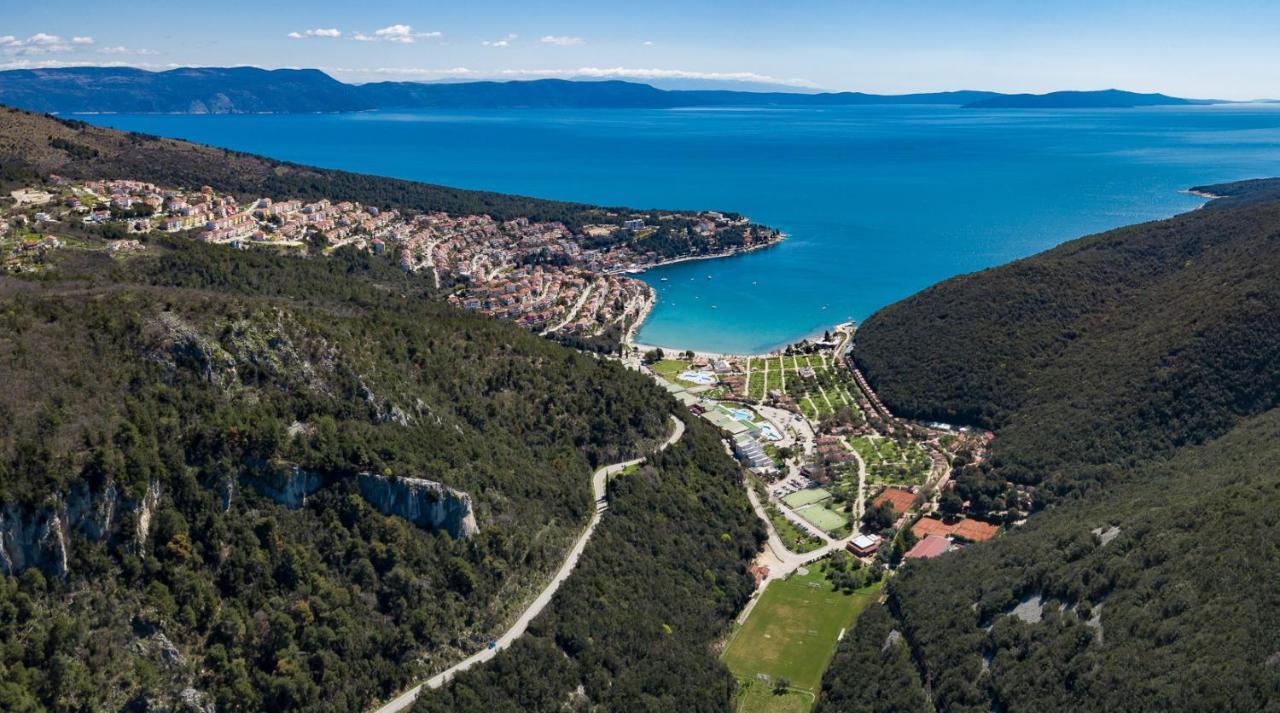 Green Luxury II With Heated Pool, Jacuzzi & Sauna Ruzici  Exteriör bild