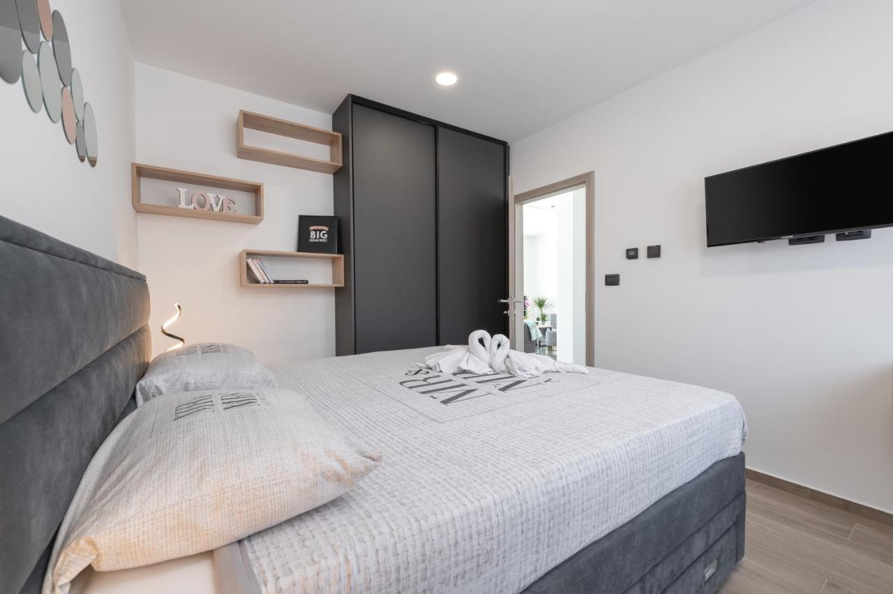 Green Luxury II With Heated Pool, Jacuzzi & Sauna Ruzici  Exteriör bild